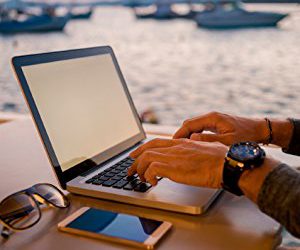 Sending a Free SMS to a Satellite Phone From The Web